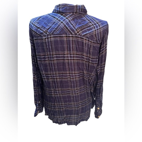 TORRID brand flannel. Size 1. 100% rayon. Very gently worn. - Picture 2 of 3